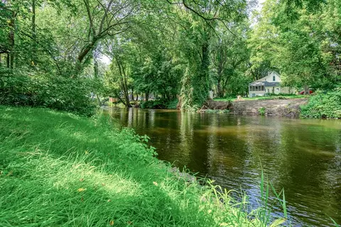 202 Morrell, Plainwell, MI 49080 photo 8