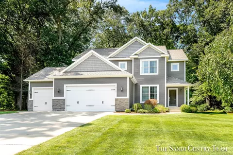 18101 Hidden, Spring Lake, MI 49456
