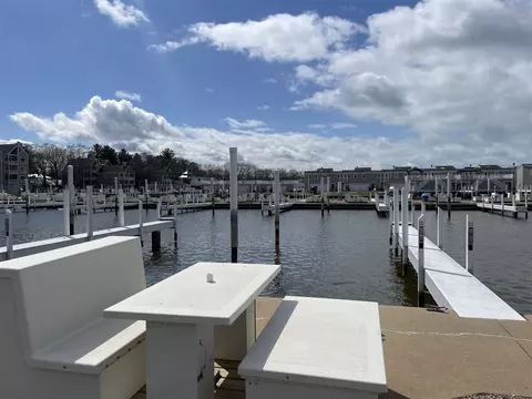 312 Peninsula, New Buffalo, MI 49117