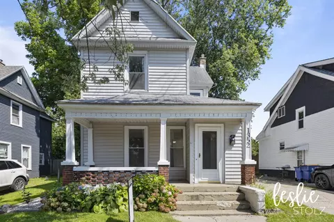 1352 Ashland Ave, Grand Rapids, MI 49505