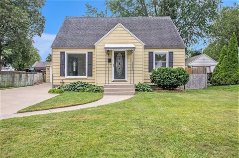 736 Cricklewood, Wyoming, MI 49509