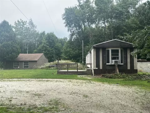 2450 N Maple Is, Hesperia, MI 49421 photo 2