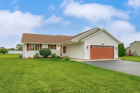 53325 Ridgeview, Paw Paw, MI 49079