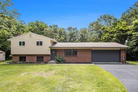 9859 W G, Kalamazoo, MI 49009