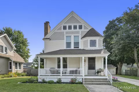 56 Washington, Sparta, MI 49345