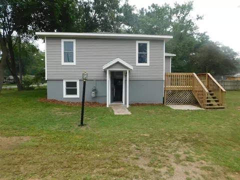 1091 Woodridge, Muskegon, MI 49442