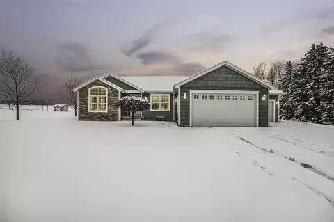 5630 E Olive, Breckenridge, MI 48615