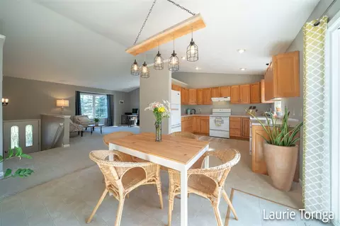 2762 Otuna, Dorr, MI 49323 photo 12