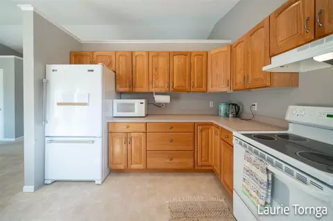2762 Otuna, Dorr, MI 49323 photo 18