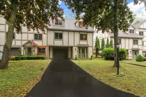537 Michigan, Frankfort, MI 49635
