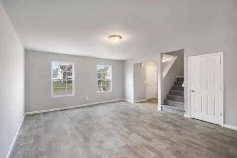 534 Jouett, Jackson, MI 49201 photo 4