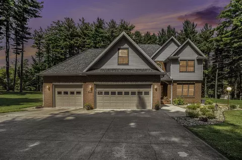 55679 Davis, Dowagiac, MI 49047