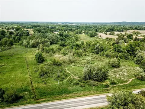 6464 Us-223, Addison, MI 49220 photo 2