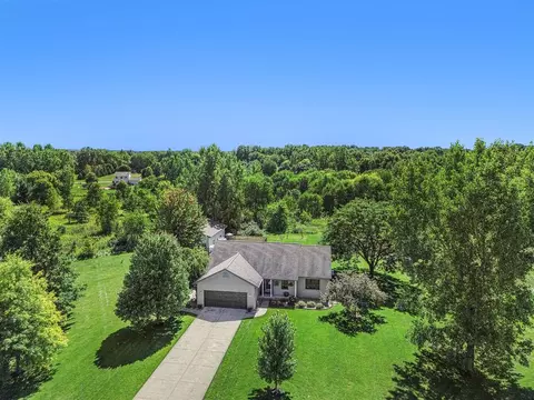 6640 Thorn Edge, Rockford, MI 49341