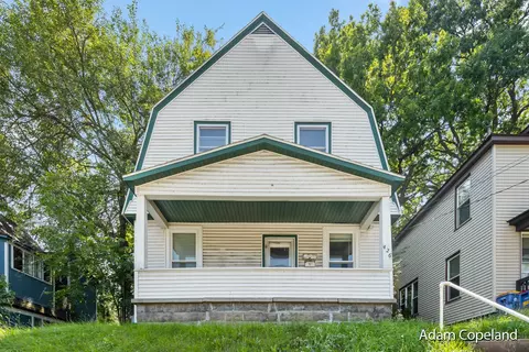 426 Leonard, Grand Rapids, MI 49503