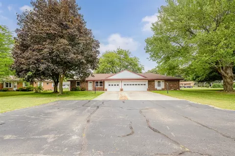 21132115 Charles, Stevensville, MI 49127