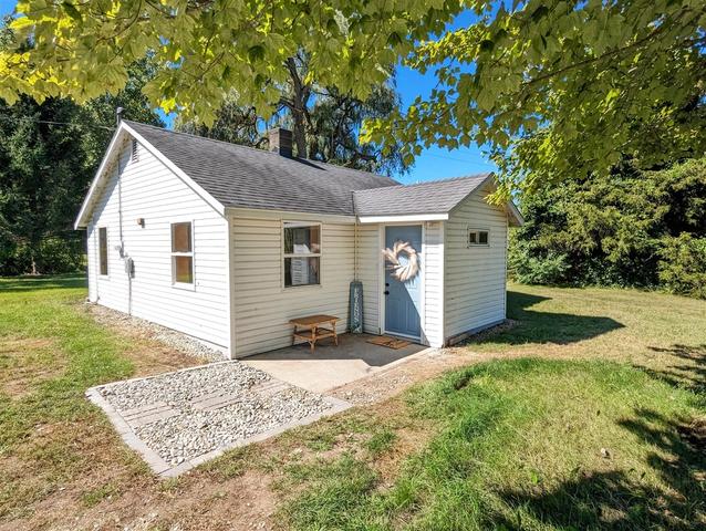 66951 County Road 380, South Haven, MI 49090 | 11 Photos - Movoto