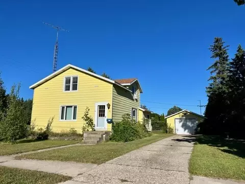 210 N Staffon, Ludington, MI 49431