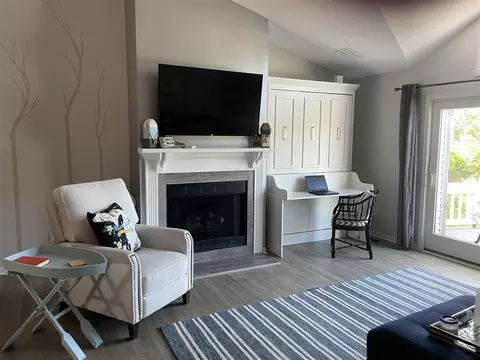 372 Mariners Cv, Douglas, MI 49406 photo 9