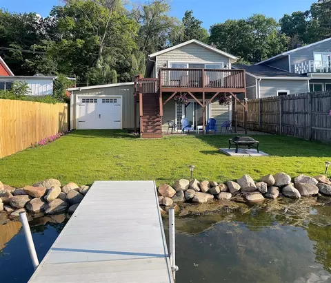 5185 E R, Portage, MI 49002