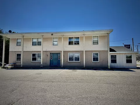600 Riley, Holland, MI 49424