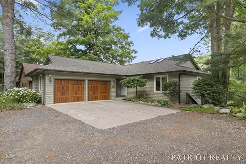 955 Elm, Newaygo, MI 49337
