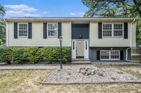 55772 Western, Mattawan, MI 49071 photo 1