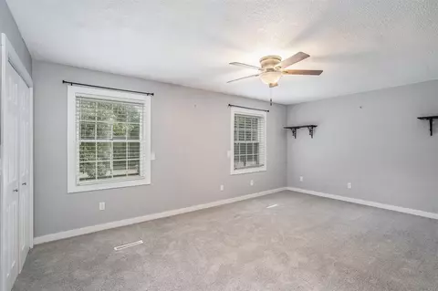 55772 Western, Mattawan, MI 49071 photo 9