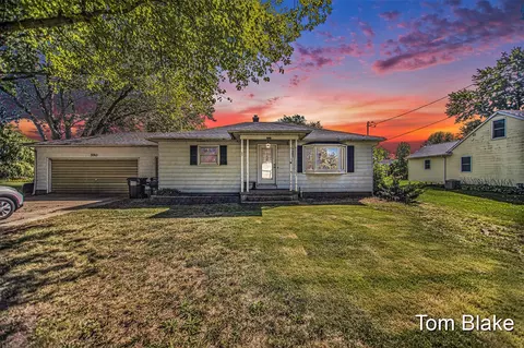 590 64th, Zeeland, MI 49464