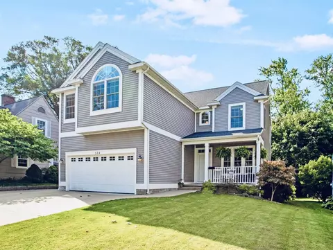 524 Woodlawn, Grand Haven, MI 49417