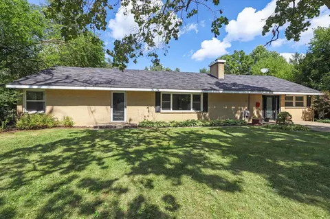 2926 Ellamarie, Kalamazoo, MI 49006