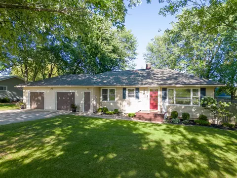 9088 Summit, Rockford, MI 49341