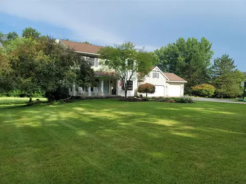 252 Rollingbrook, Ada, MI 49301 photo 2