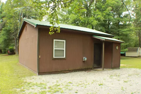 2806 E Rdg, Gladwin, MI 48624