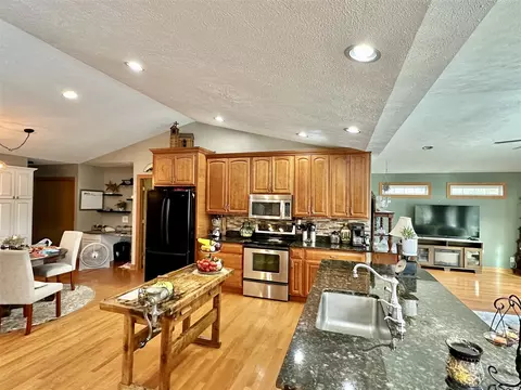 24 Peter Pan, Marshall, MI 49068 photo 26