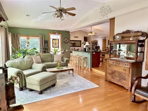 24 Peter Pan, Marshall, MI 49068 photo 38