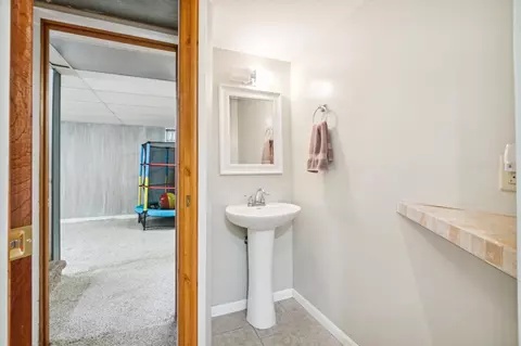 2701 Longview, Jackson, MI 49202 photo 36