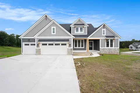 7239 Crossridge, Grand Rapids, MI 49512