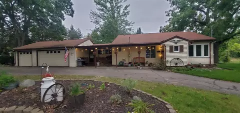 9000 Case, Brooklyn, MI 49230