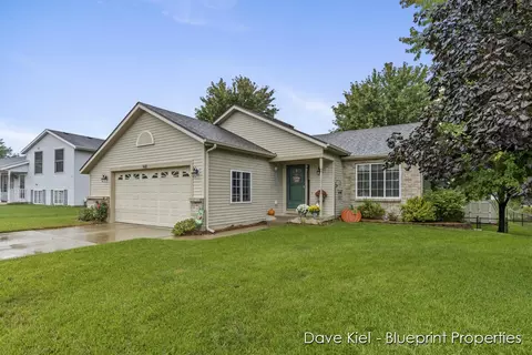 940 Bryanwood, Middleville, MI 49333