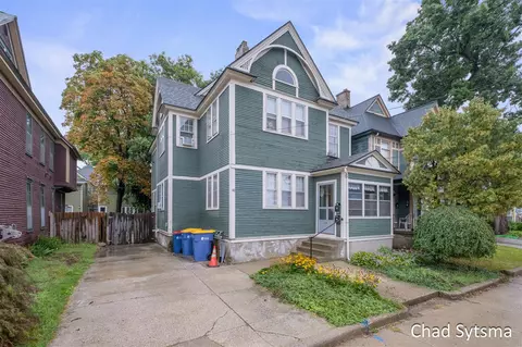 48 Portsmouth, Grand Rapids, MI 49503