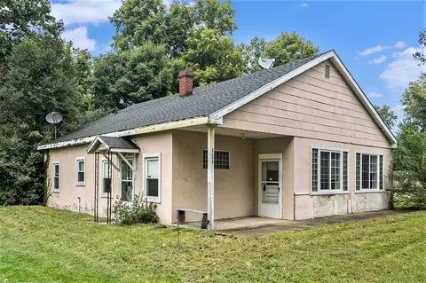 21044 First, Three Rivers, MI 49093