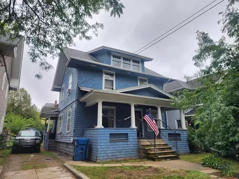 1117 1st, Jackson, MI 49203