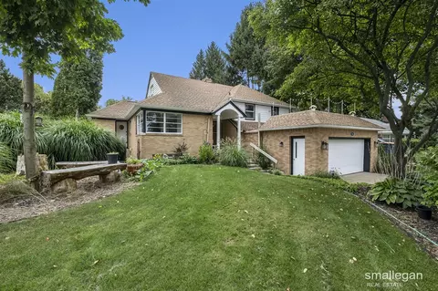1908 Lake Michigan, Grand Rapids, MI 49504