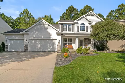 3405 N Meadowgrove, Kentwood, MI 49512