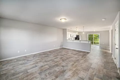 410 Orchard, Constantine, MI 49042 photo 3