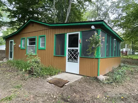 6070 Hicks, Lake, MI 48632