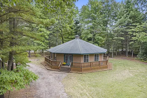 7611 N 60th, Pentwater, MI 49449