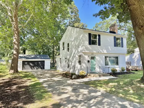 3911 Collingwood, Wyoming, MI 49519