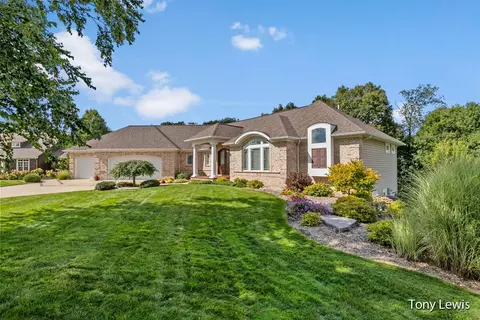 663 Stonehenge, Grandville, MI 49418